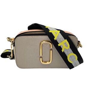 Marc Jacobs Snapshot Camera Bag Beige‎ Pink Double Zip Crossbody Gold Logo